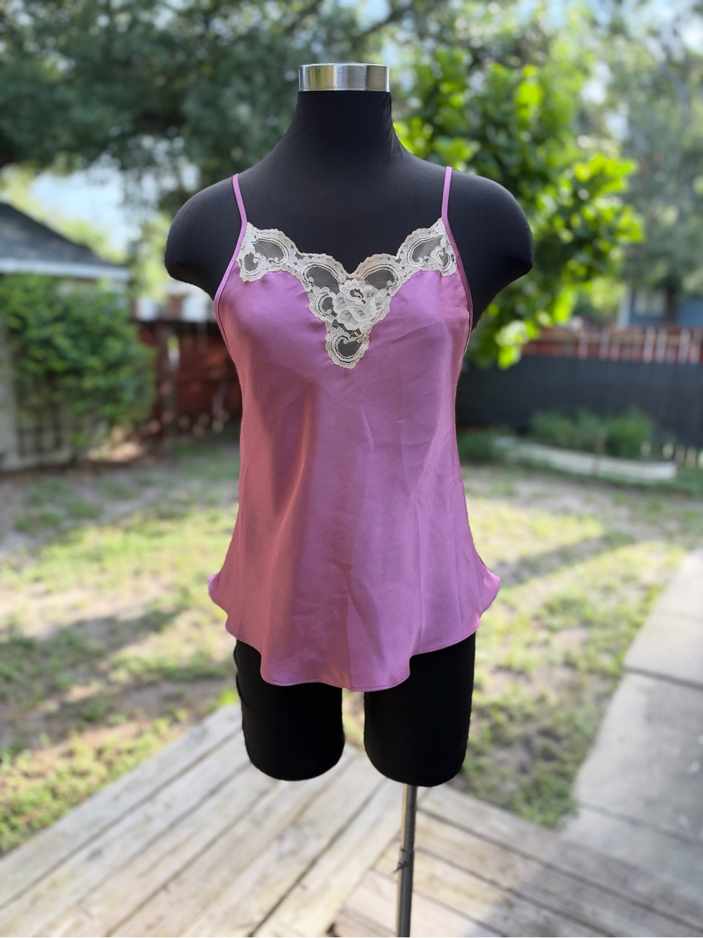 90s 2000s Jones New York Silky Lace Camisole Top